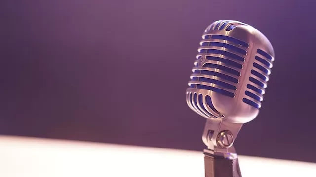 20 Merk Microphone Terbaik Untuk Membuat Video Podcast