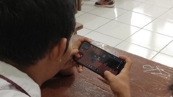 Siswa SMK Budi Asih Terkesan dengan Gameplay Fight of Legends: Seru Banget